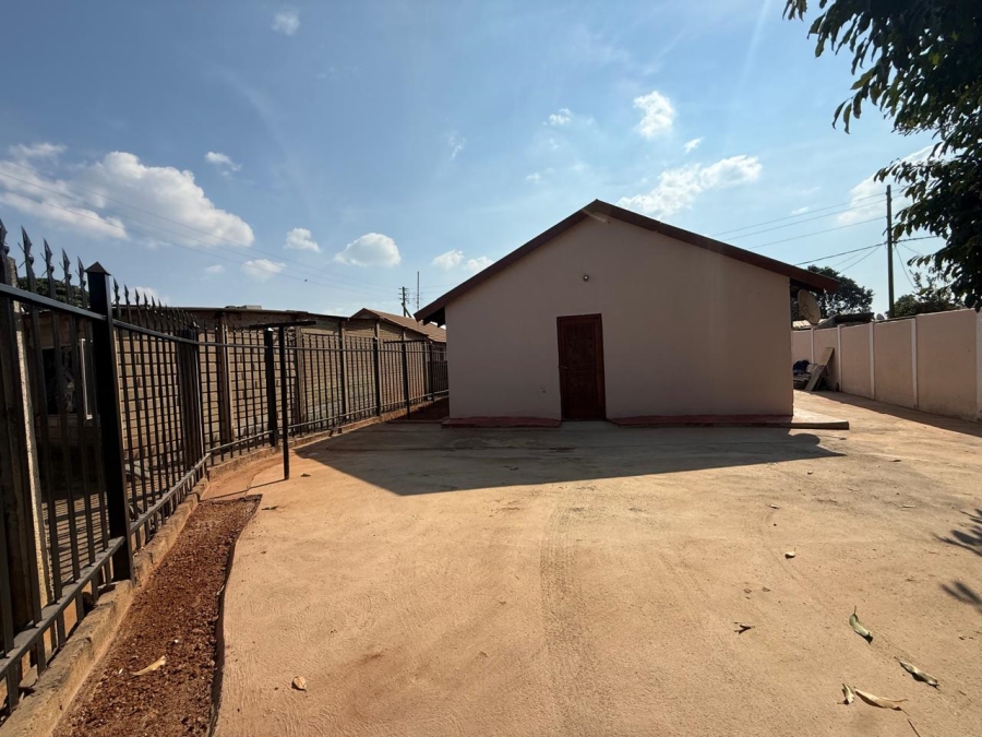 2 Bedroom Property for Sale in Boitekong Ext 10 North West